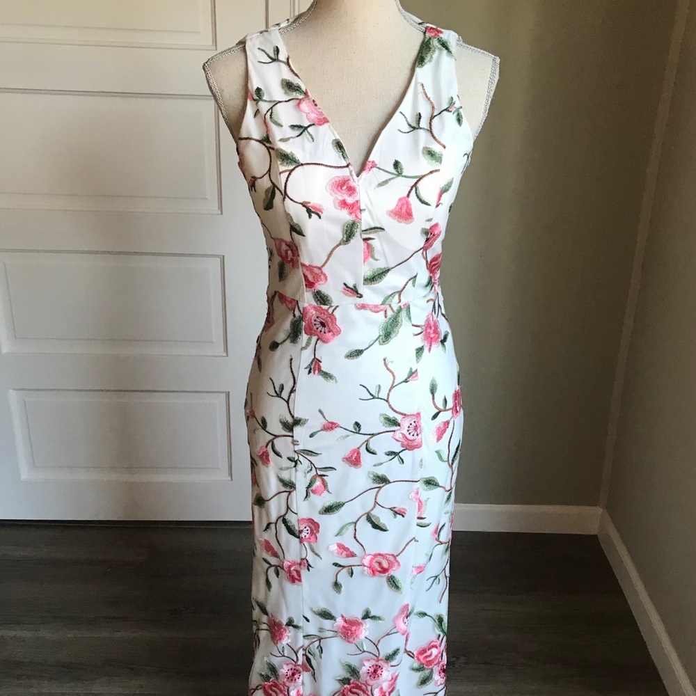 Nikibiki Midnight White Floral Mesh Gown Dress S